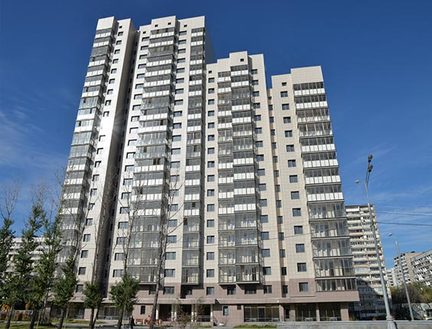 Строительство высотного жилого дома на улице Магнитогорская